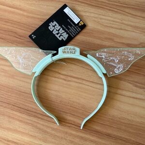 Star Wars The Mandalorian's Grogu Yoda Light-Up Minnie Ears NWT Disney Parks